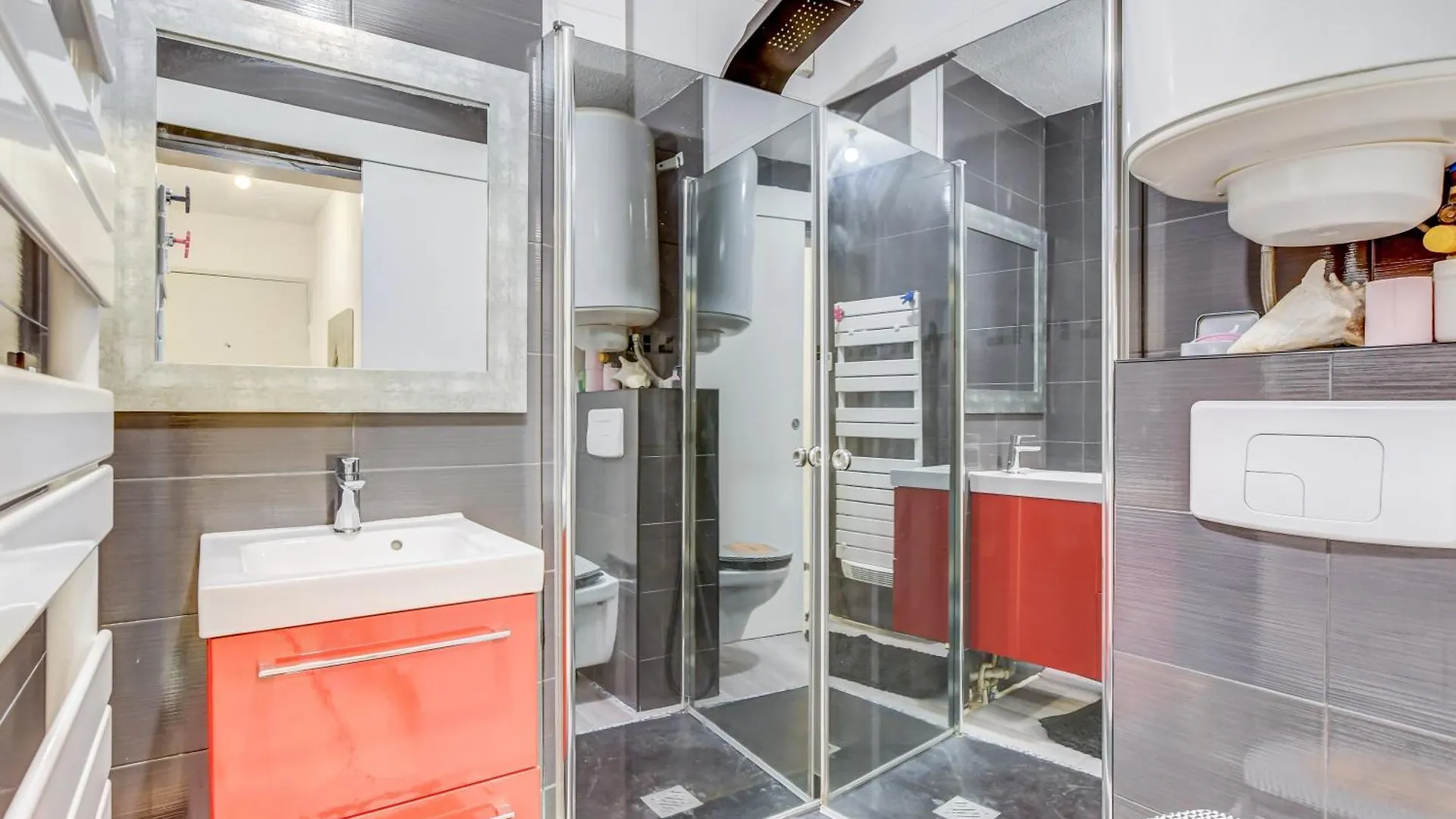 L Oasis studio proche hôpital et aéroport Piscine Parking &Netflix Toulouse Appartement